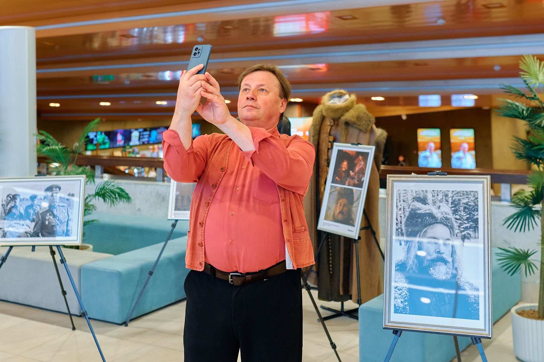 Творческий вечер Владимира Гостюхина в кинотеатре «Москва». © Times.by