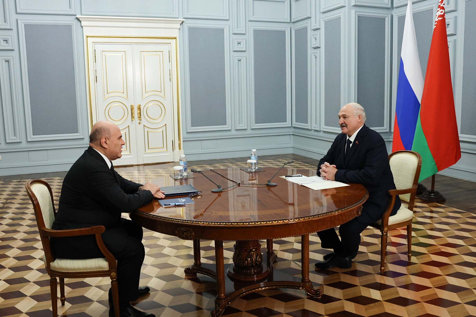 Премьер-министр России Михаил Мишустин и Президент Беларуси Александр Лукашенко. Фото: Пресс-служба Президента Республики Беларусь