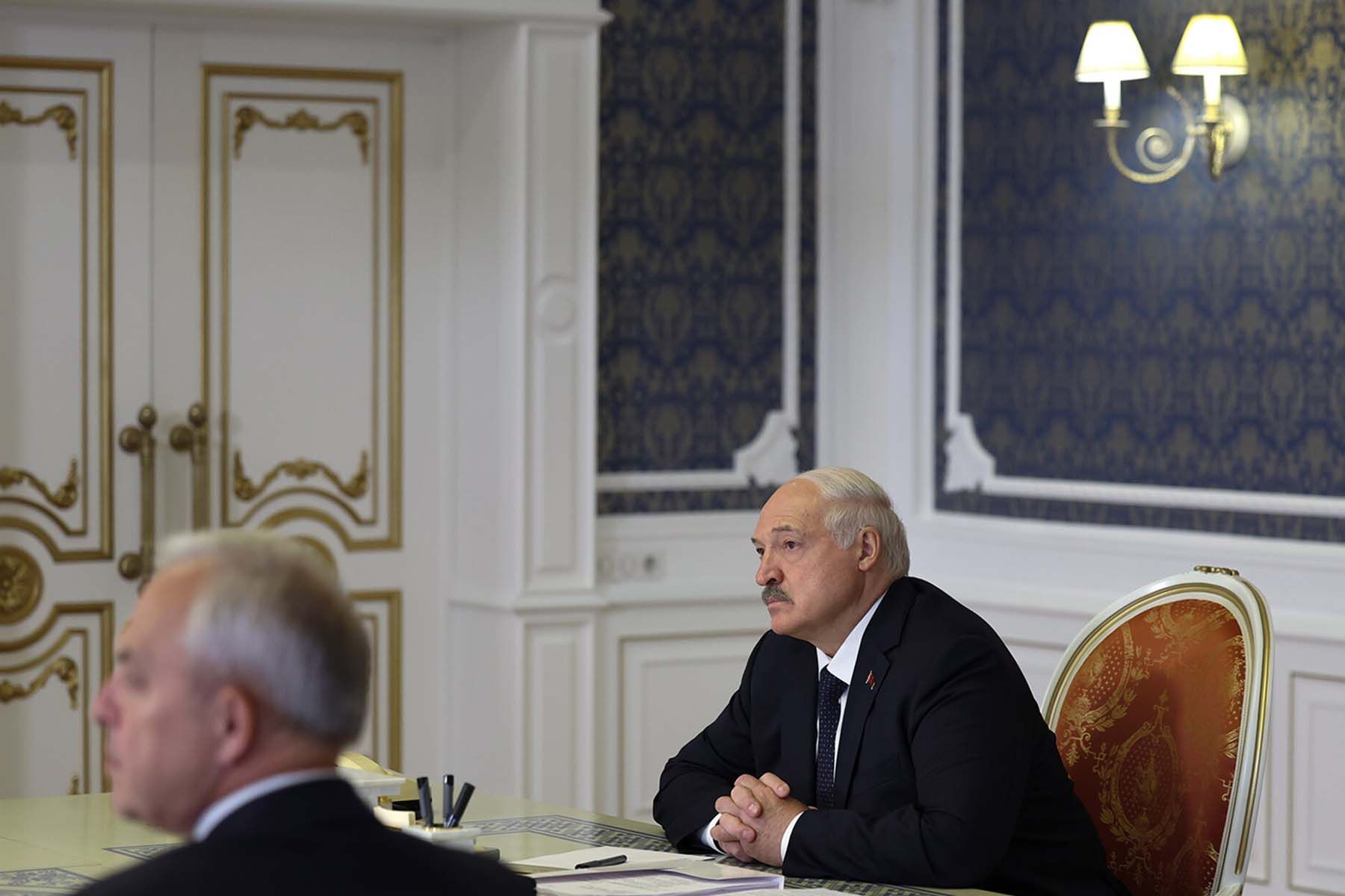Лукашенко
