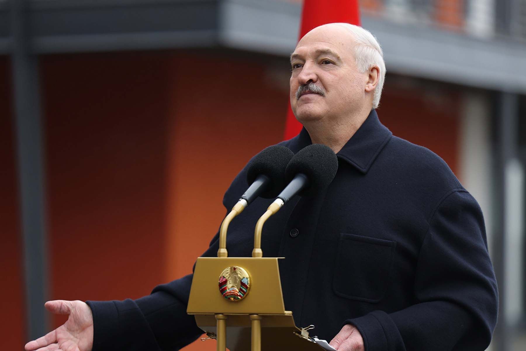 Лукашенко