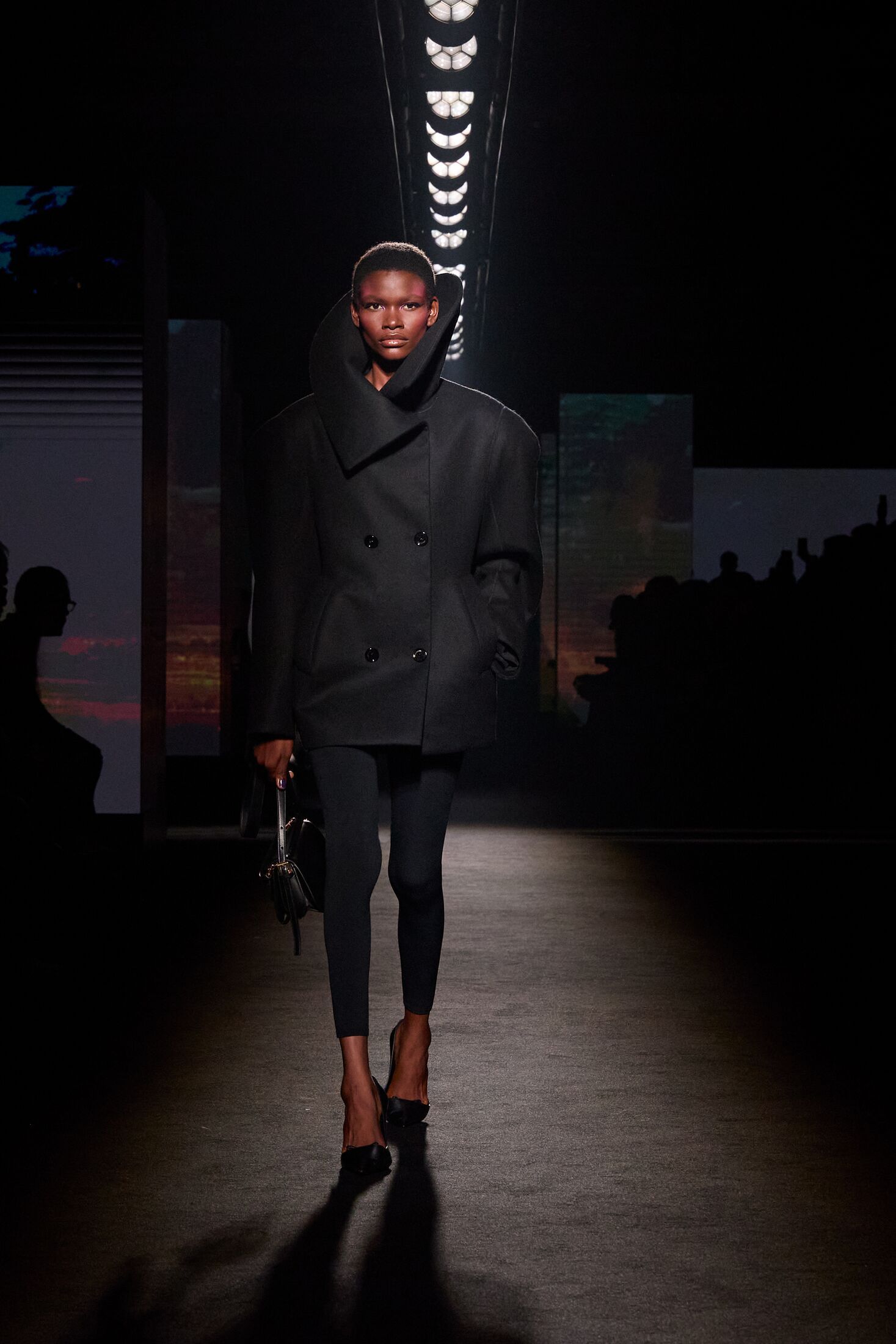 Фото: balenciaga.com