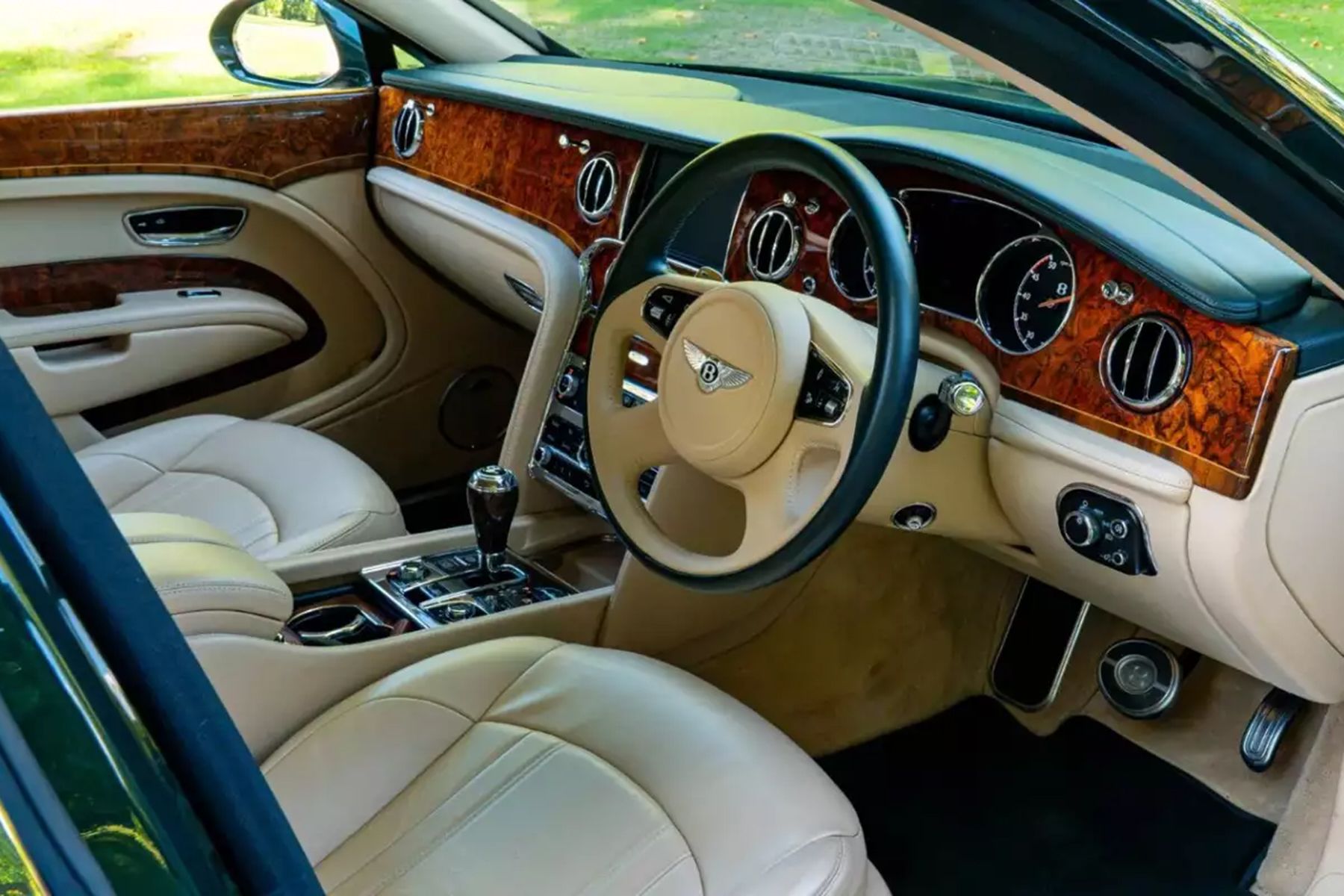 Bentley Mulsanne Елизаветы II. Фото: Аукционный дом Broad Arrow Auctions
