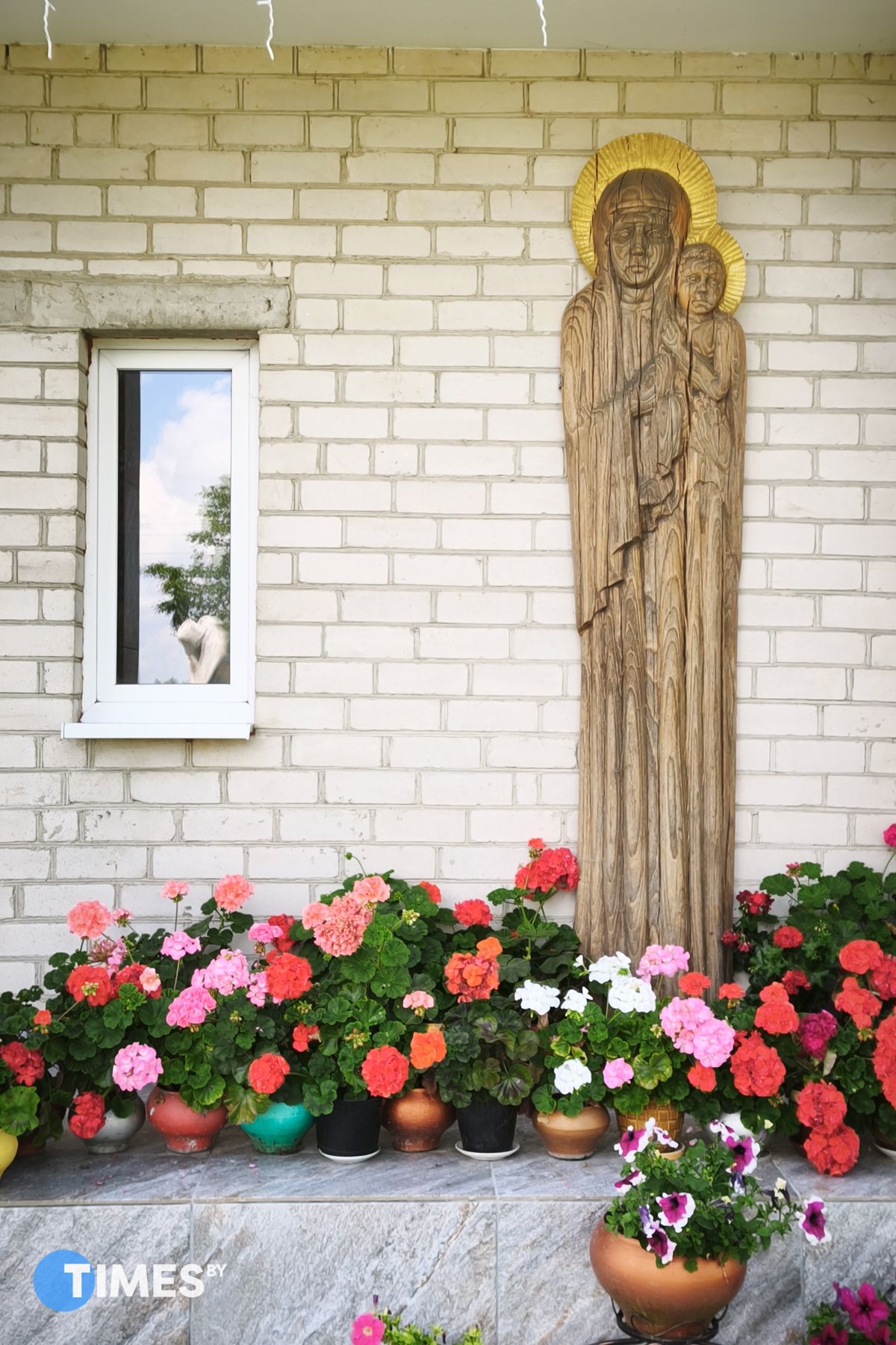 Богородица с младенцем