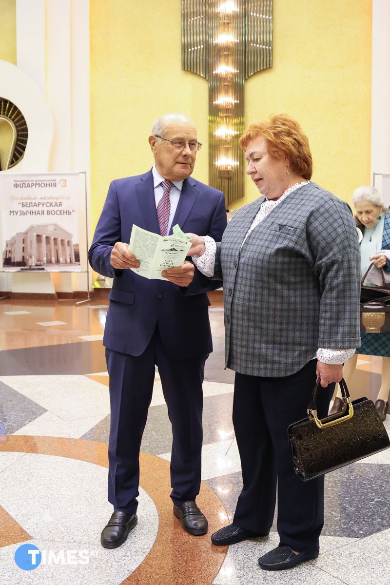 Валерий Карлович с супругой