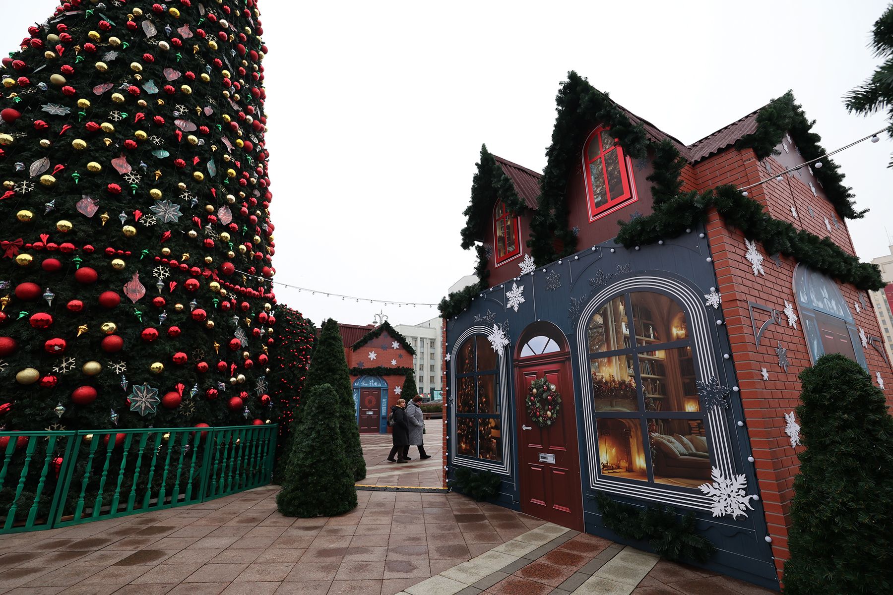 Елка на пл.Независимости