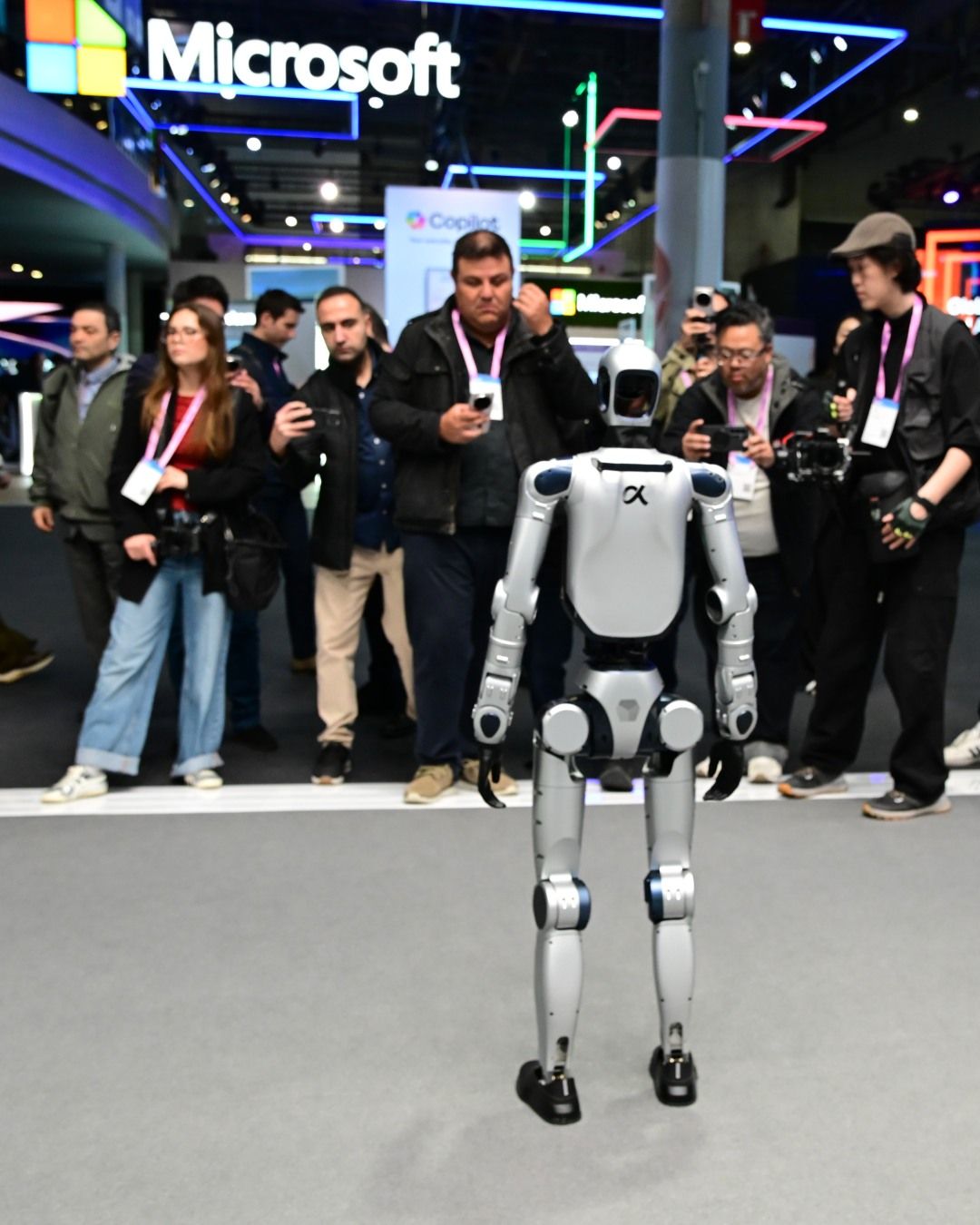 Выставка Mobile World Congress-2026 в Барселоне. © mwcseries, instagram.com