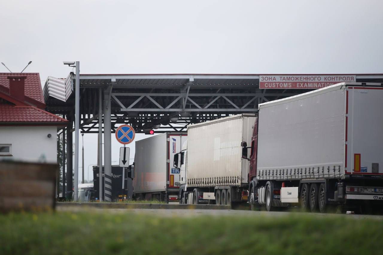 Очередь в "Каменном Логе"