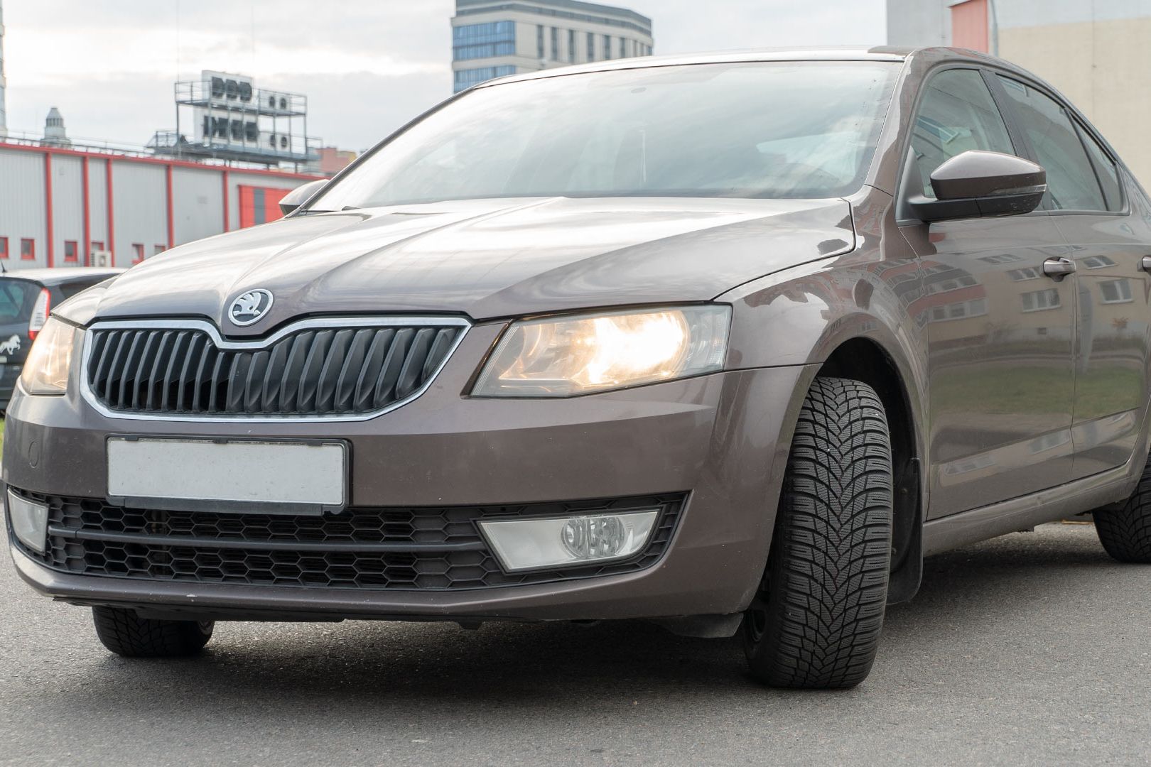 Skoda Octavia на шинах Lassa Snoways 4. Фото: Автосеть