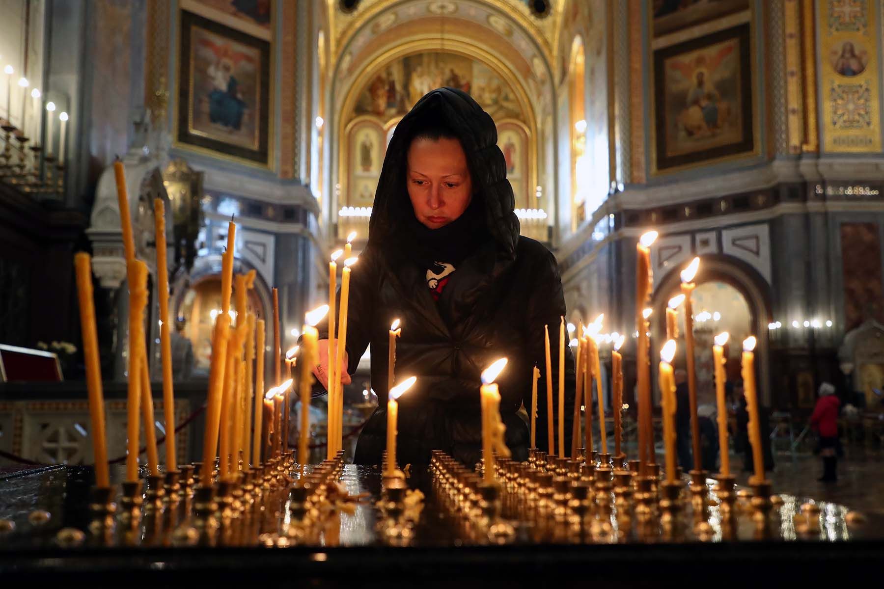 благовещение церковь служба религия свеча