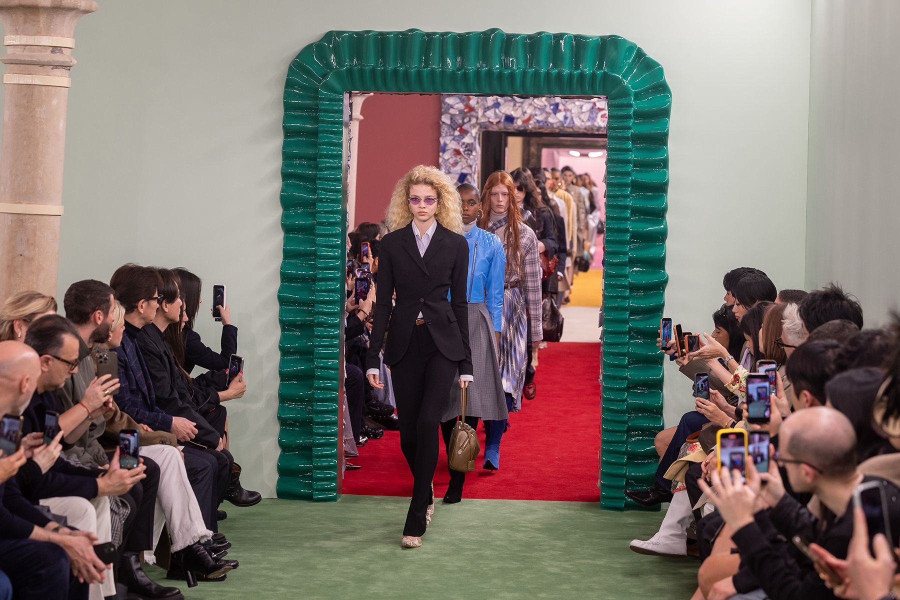Acne Studios, Парижская неделя моды