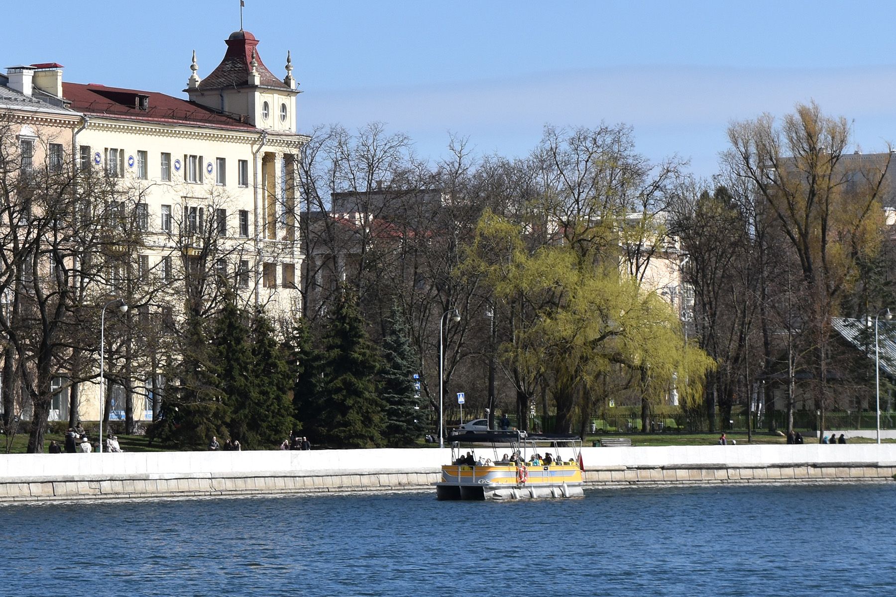 Катер «Августин»