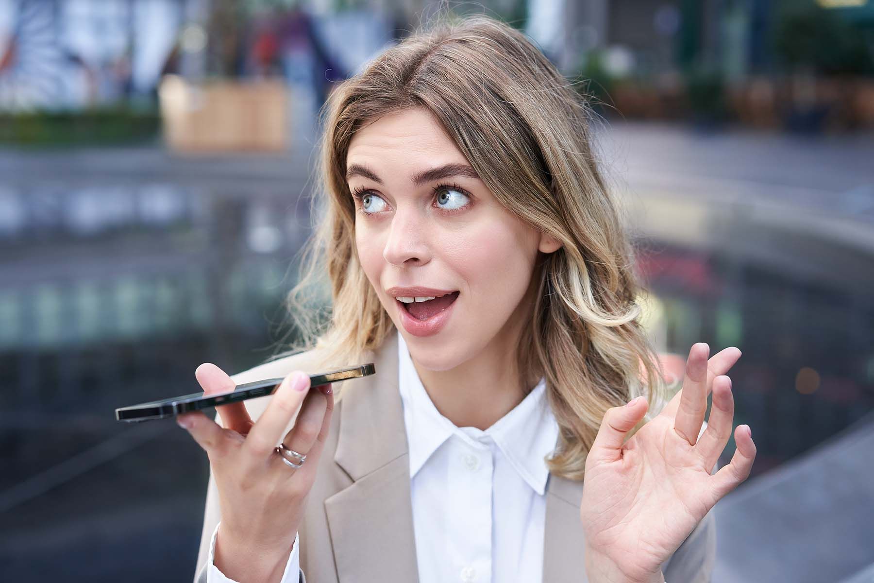 девушка мобильник телефон 