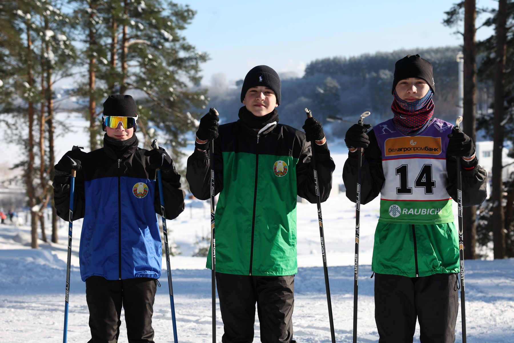 Семиклассники Тимур, Рома и Богдан