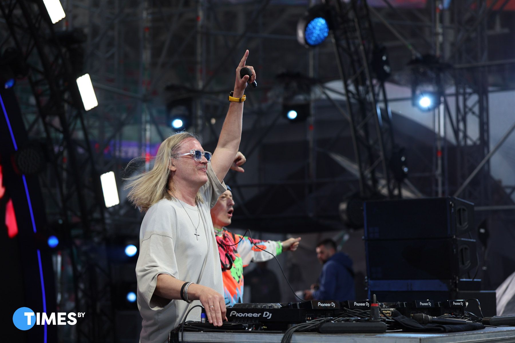 Swanky Tunes