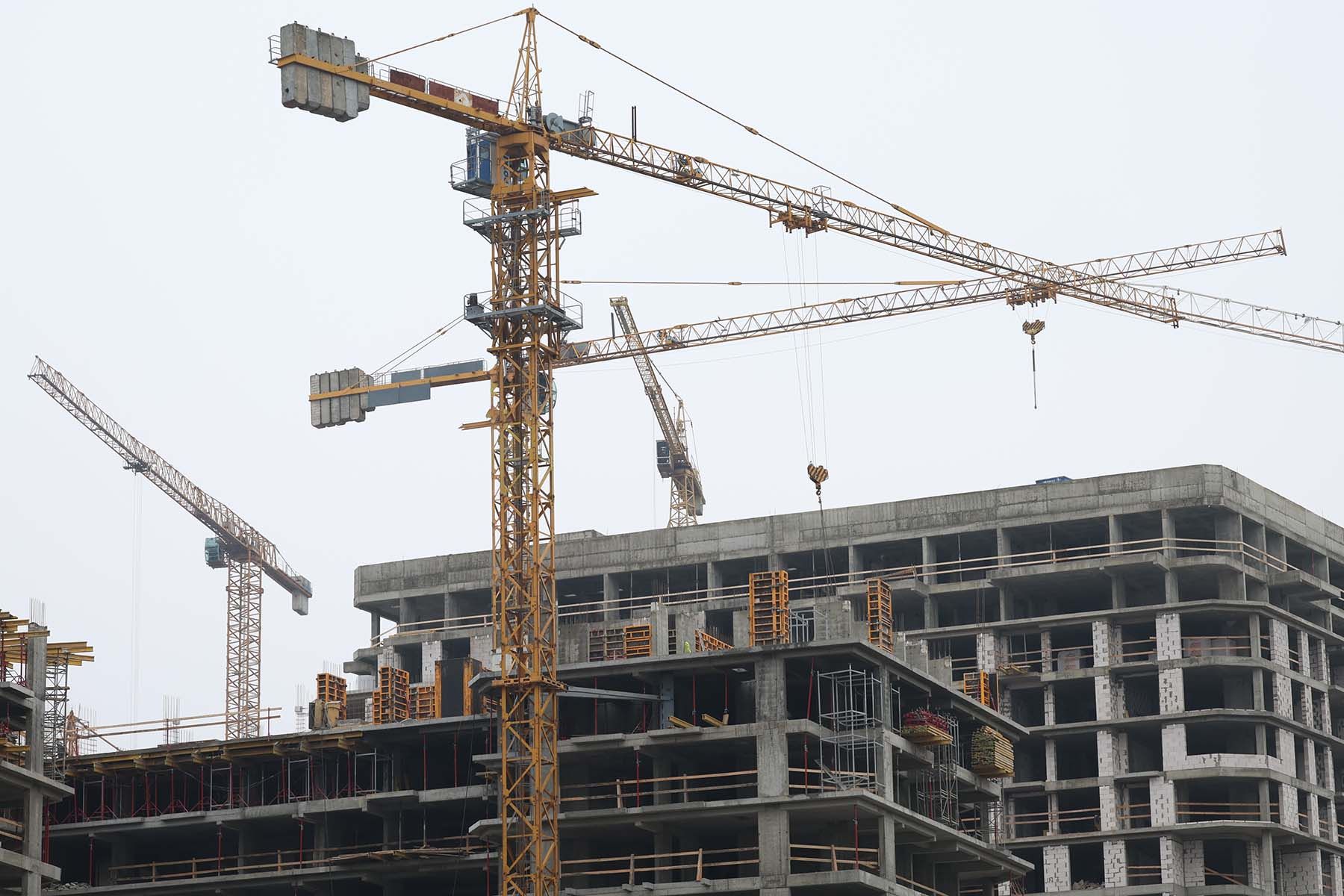 кран стройка