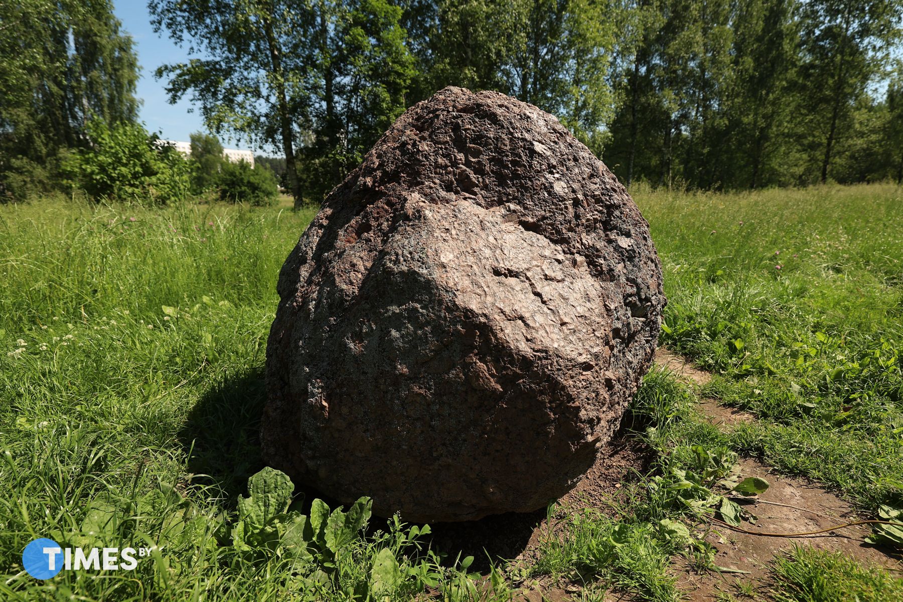 Валун Дед