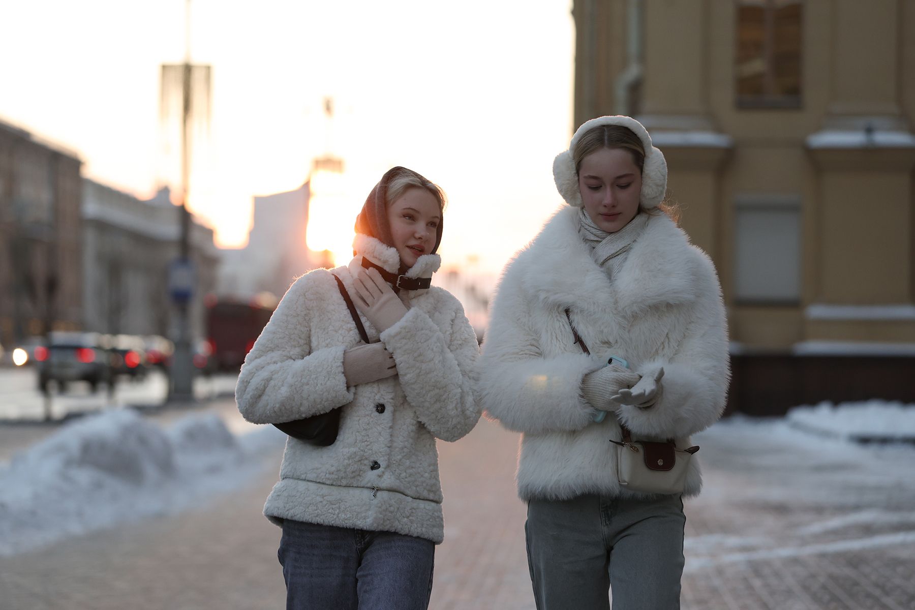 Люди на улицах Минска