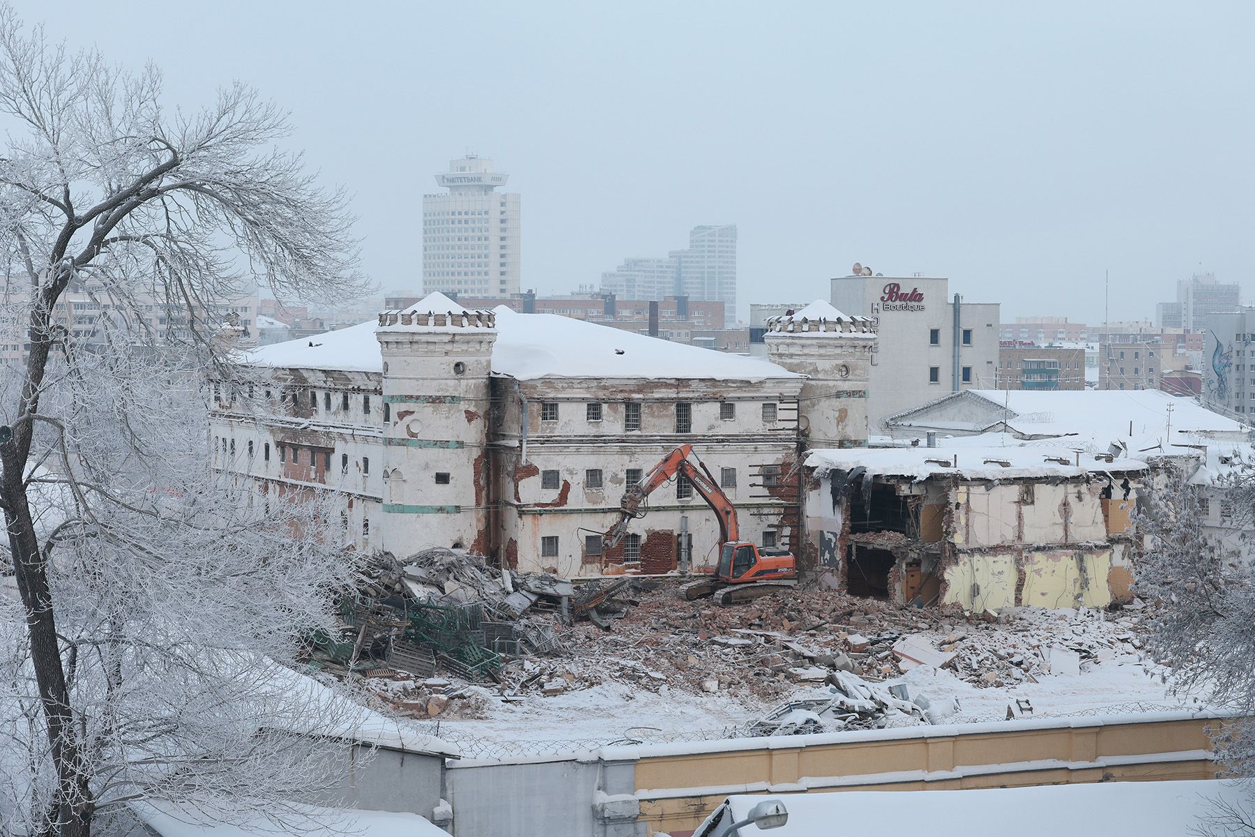 Реконструкция Пищаловского замка