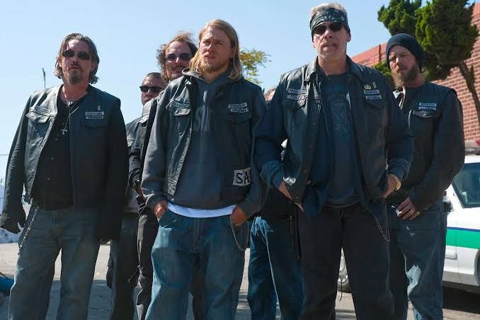 Фото: FX (2008)
