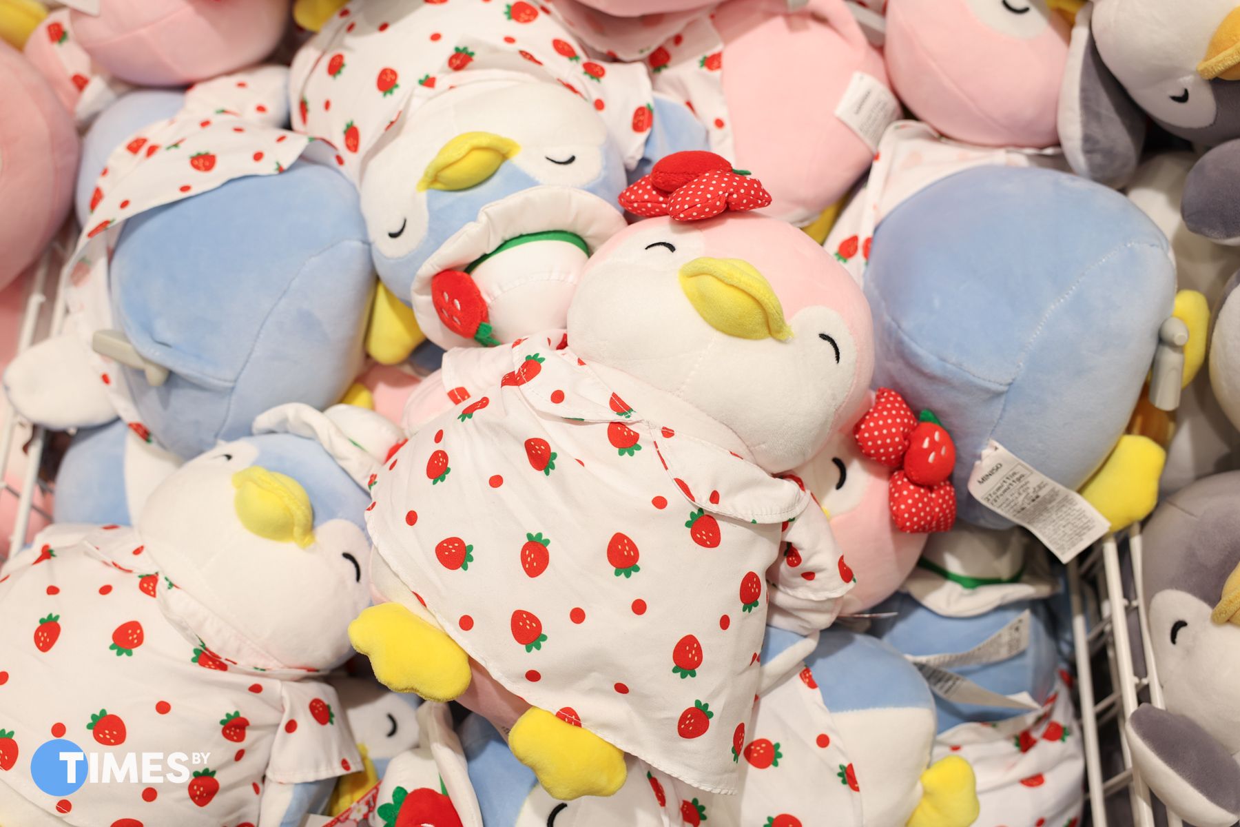 Игрушки в магазине Miniso