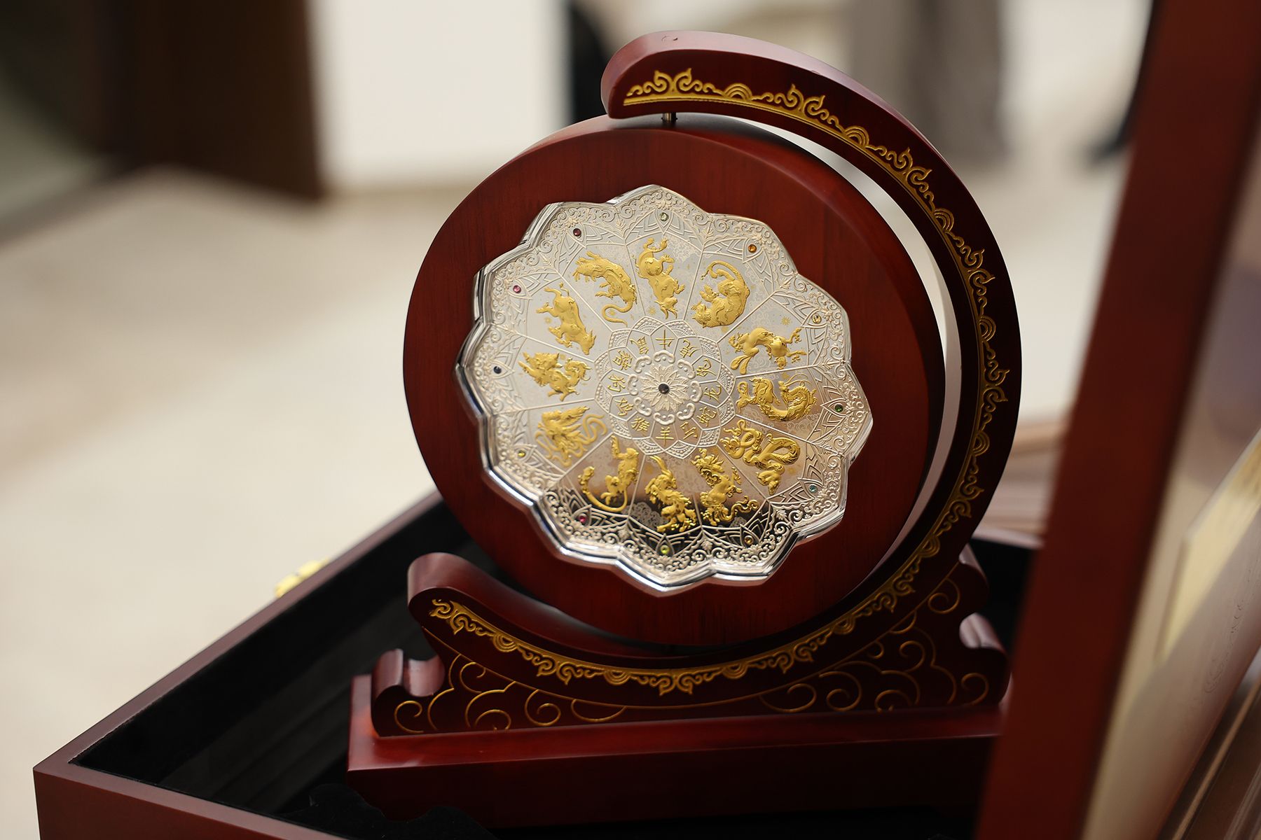 Монета «Кітайскі каляндар». Фото: Павел Орловский, Times.by