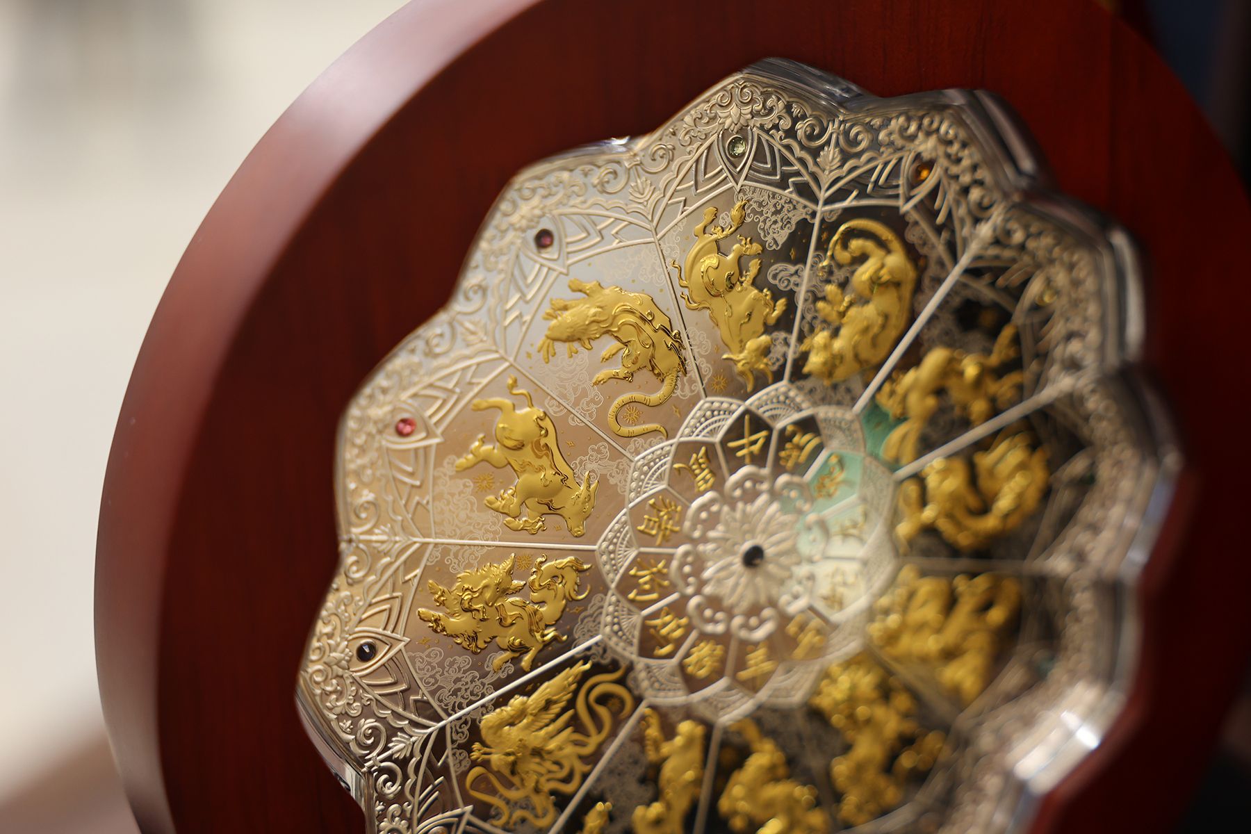 Монета «Кітайскі каляндар». Фото: Павел Орловский, Times.by