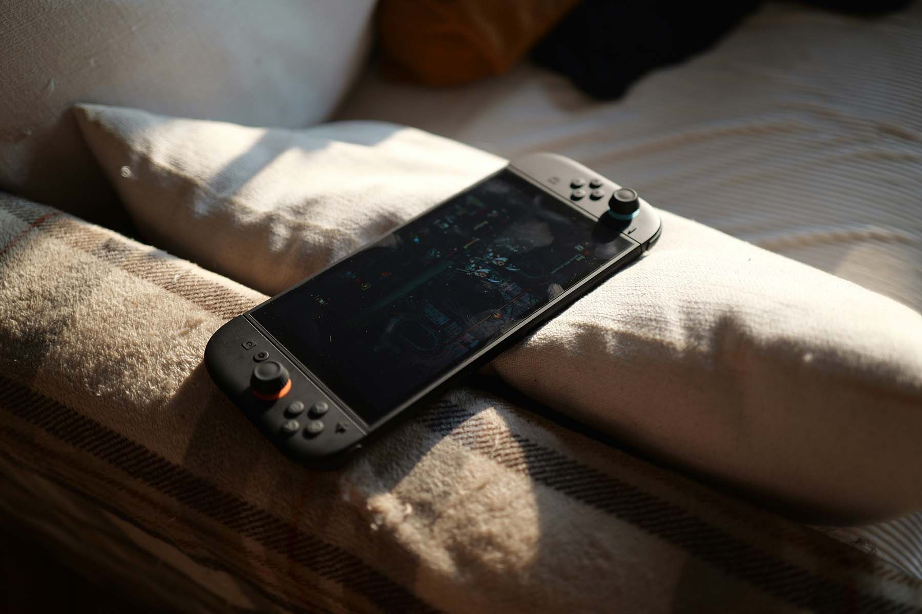 Игровая консоль Nintendo Switch 2. Фото: Petar, Unsplash.com