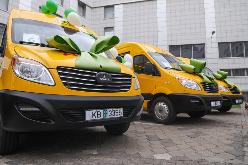 школьный автобус