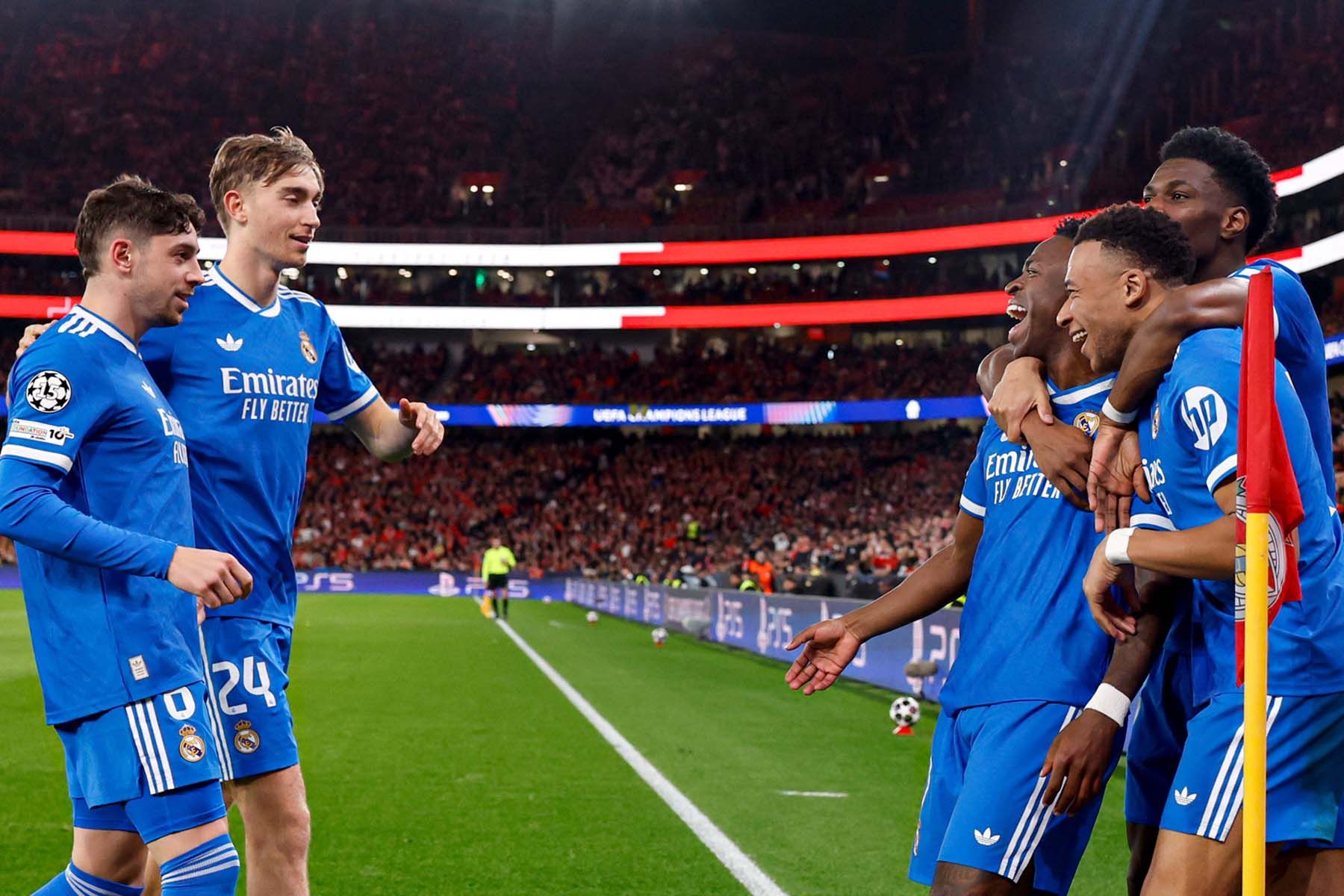 Футболисты мадридского «Реала» . © Real Madrid C.F., Х